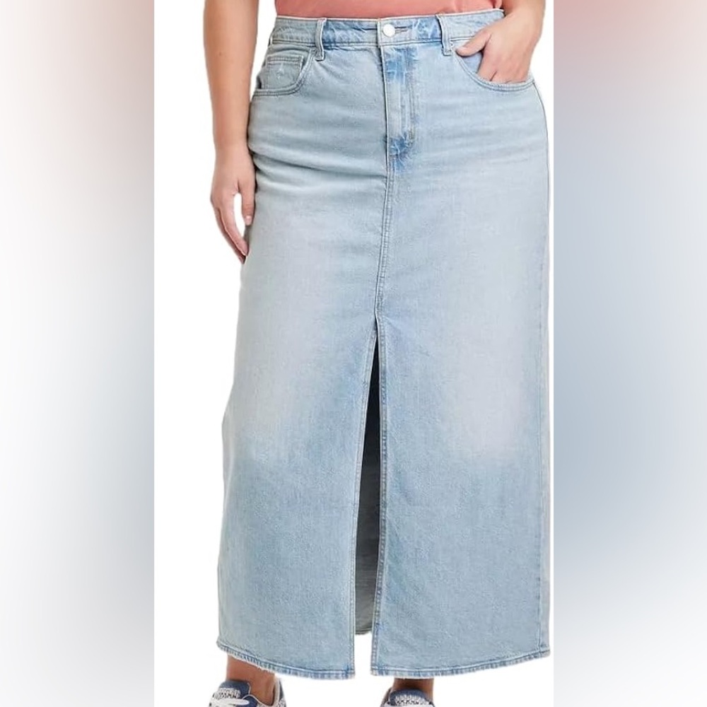 Universal Thread Womens Maxi Denim Skirt‎ Light Wash Slit Size 2